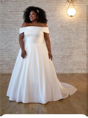 Stella York Wedding Gown